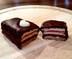 Himbeer-Nougat Törtchen