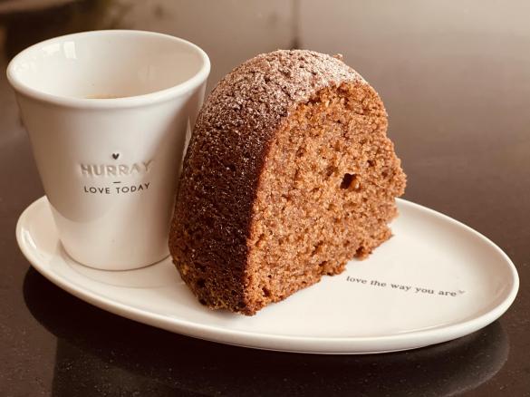 Jessica’s SchokoReste Guglhupf mit Rotwein