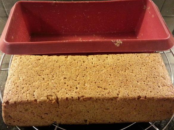 Kartoffelbrot in Silikon-Kastenform