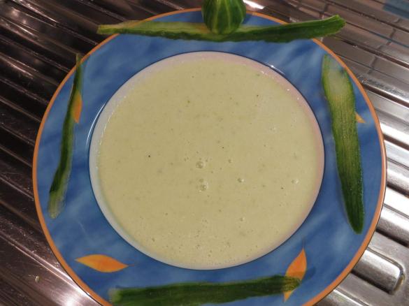 Gurkensuppe kalt