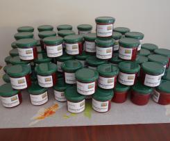 Variation von weihnachtlicher Cranberrie Marmelade