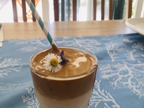 Dalgona Coffee  (Instant-Kaffee-Schaum)