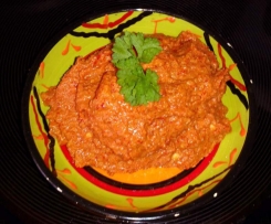 Muhammara - orientalischer Walnuss Paprika Dip - Vegan