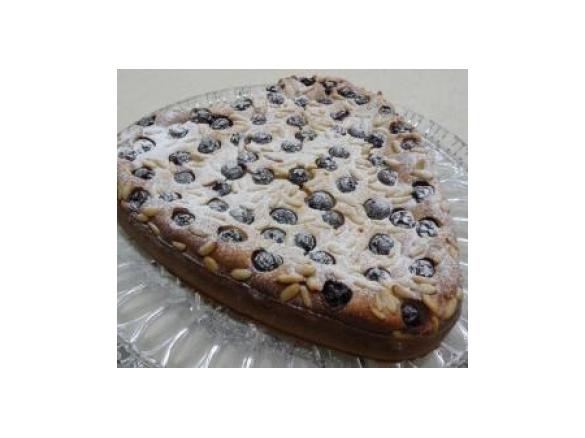 Torta della Nonna mit Blaubeeren