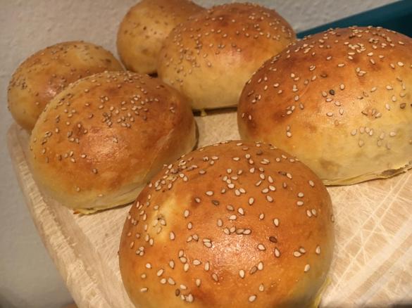 Dinkel Burger Buns / Burgerbrötchen