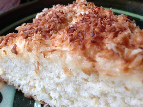 Oma Eva´s Buttermilchkuchen mit Kokosdecke:)