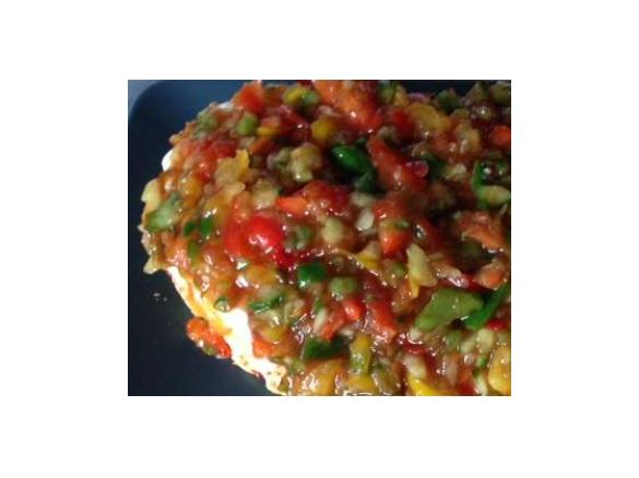 Käsebrot mit Salsa Gemüse