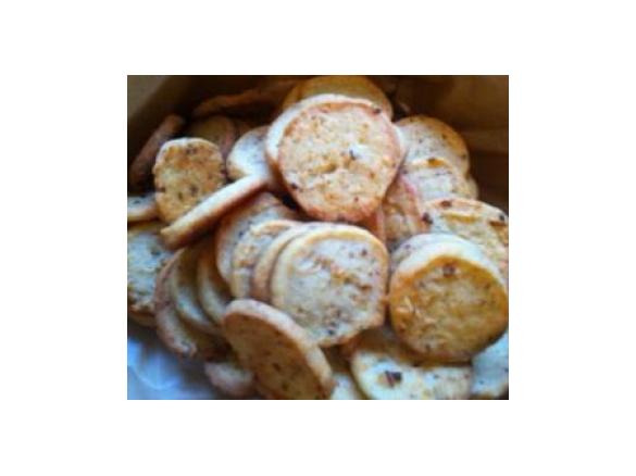 Käseplätzchen mit Röstzwiebeln