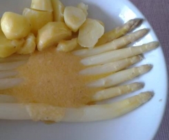 Spargel, Kartoffeln mit veganer Hollandaise