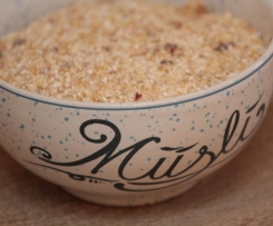 Vollwertiges, gesundes Kinder-Müsli