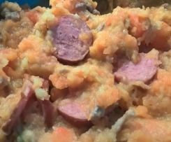 Möhrenuntereinander mit Cabanossi und Hackfleisch