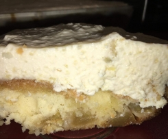 Apfelkuchen mit Creme "Charlottka"