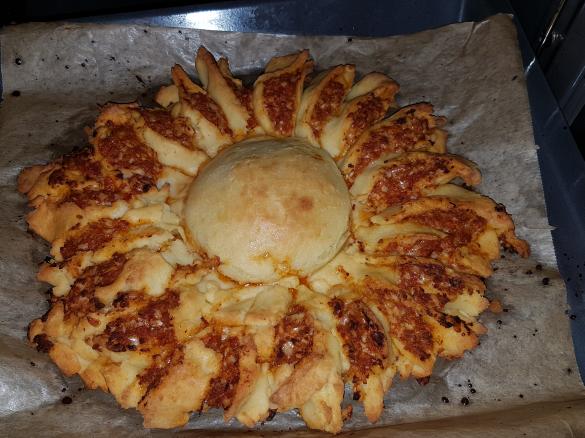 Glutenfreie Pizzasonne oder Pizzablume