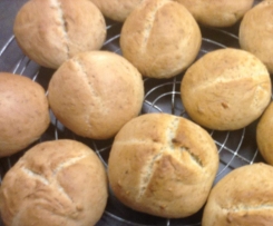 Flinke Brötchen mit Mandeln 