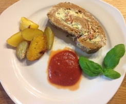 Gefüllter Hackbraten mit Tomatensoße 