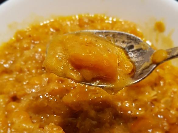 Rote Linsen Suppentopf