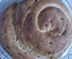 Variation von Kräuter-Nuss-Brot (Zwiebel-Speck-Brot)