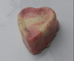 Erdbeer-weiße Schoki-Pralinen