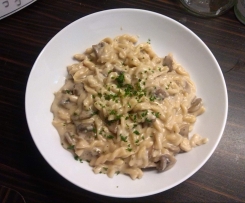 Nudeln mit Champignonsoße