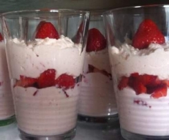 Erdbeer-Raffaello-Traum