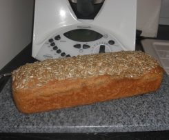 Dinkel-Roggenbrot mit Rübenkraut