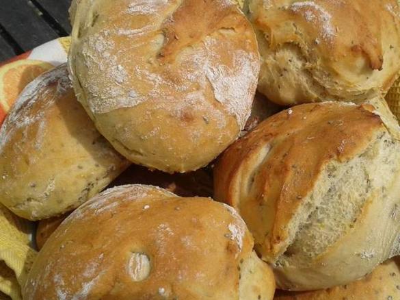 Chia-Kartoffel-Brötchen