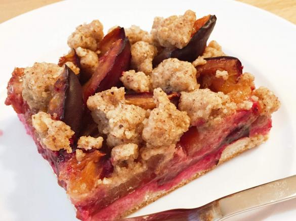 Zwetschgendatschi mit Nussstreuseln