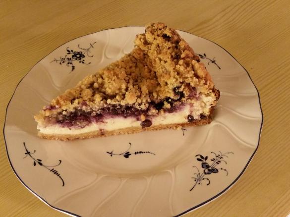Quark-Streuselkuchen mit Heidelbeeren