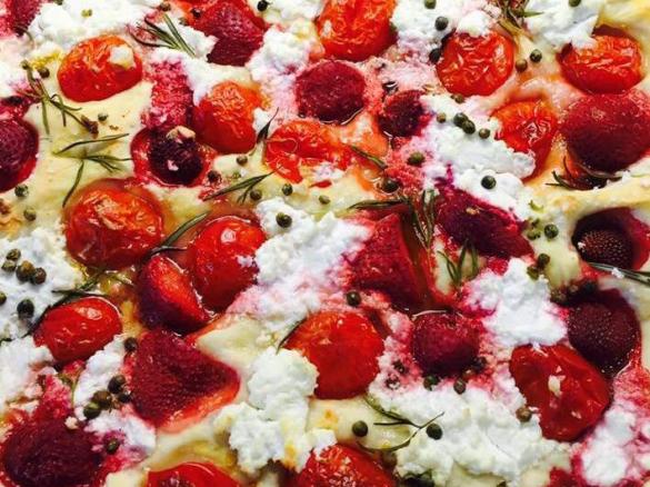 Erdbeer-Tomaten-Focaccia