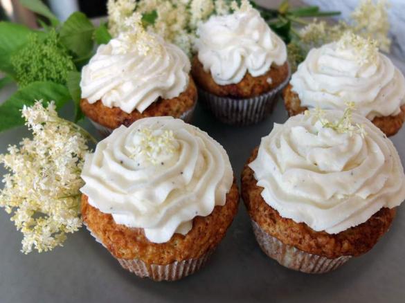 Holunderblüten-Muffins / Cupcakes