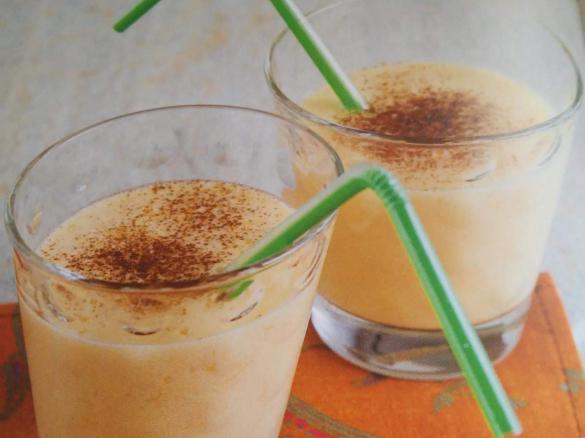 Mango-Mandarinen-Lassi