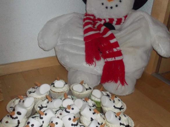 Schneemann- Muffins, Winter- Muffins