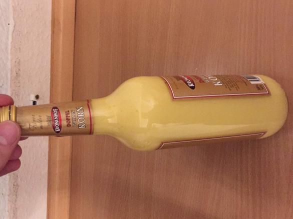 Variation von Eierlikör