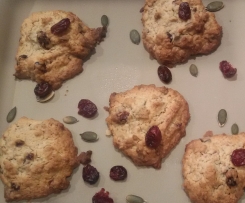 Plätzchen mit Cranberry + Kürbiskernen