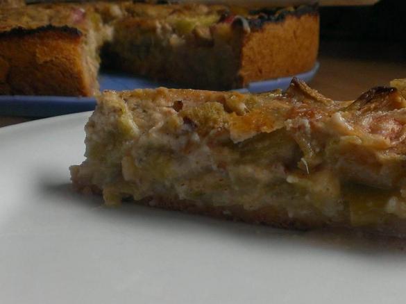 Rhabarberkuchen mit Mandelguss
