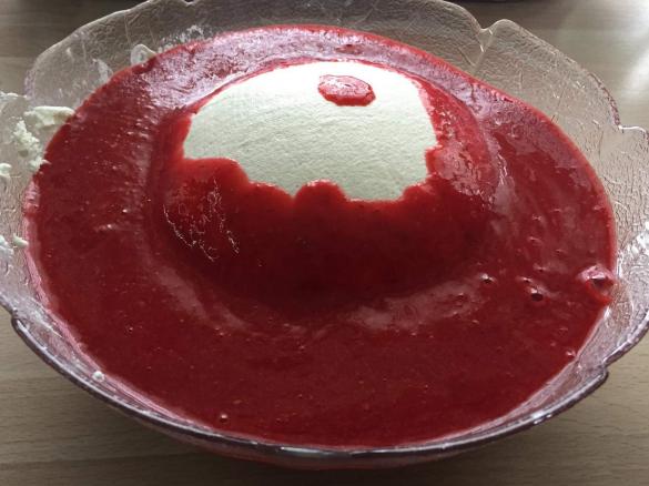 Erdbeer-/Himbeerbombe SahneJoghurt