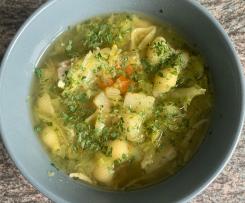Gemüse - Nudel - Suppe a`la Mama