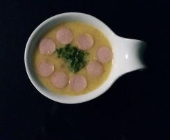 Kartoffelsuppe mit Speck und Würstchen