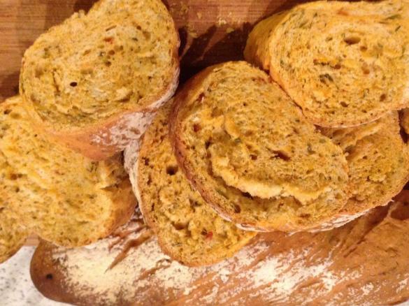 Ciabatta mit Tomaten und Kräutern