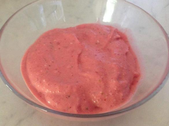 Joghurt - Erdbeereis Lowcarb