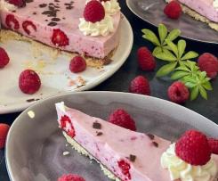 Himbeer oder Erdbeertorte