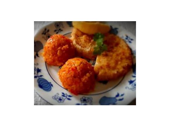 Variation Djuvec Reis - mit Tomatensugo und Mais