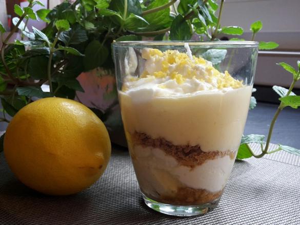 Zitronen-Tiramisu