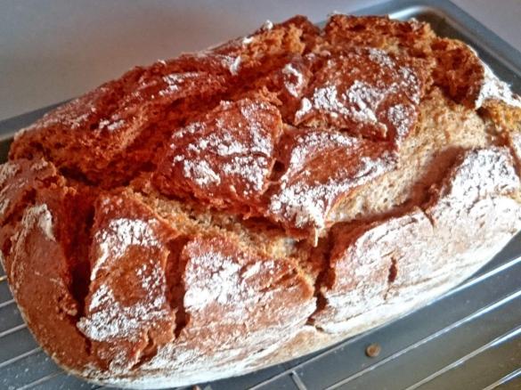 Roggenbrot (mit Sauerteig)