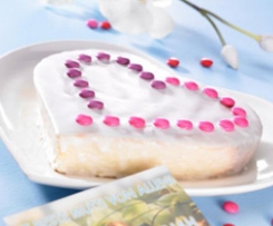 Zitronenkuchen als Muttertagsherz