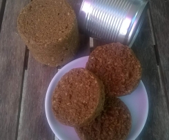 Variation von Pumpernickelbrot: Varomarund - gedämpftes Brot aus der Dose