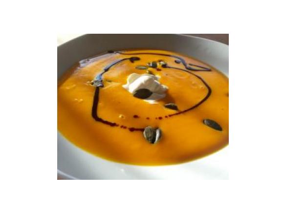 Kürbis-Orangen-Suppe