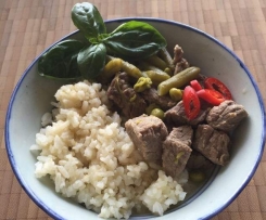 Grünes Thai-Curry mit Rind