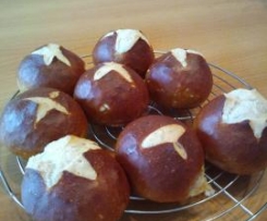 Laugenbrötchen (mit echter Natronlauge)