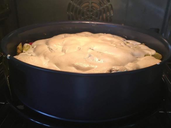 Rhabarbertorte mit Baiser